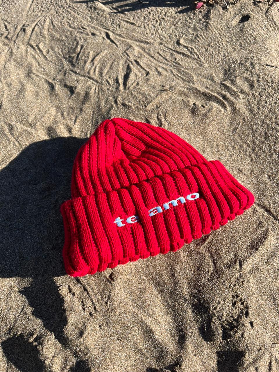 beanie teamo rojo
